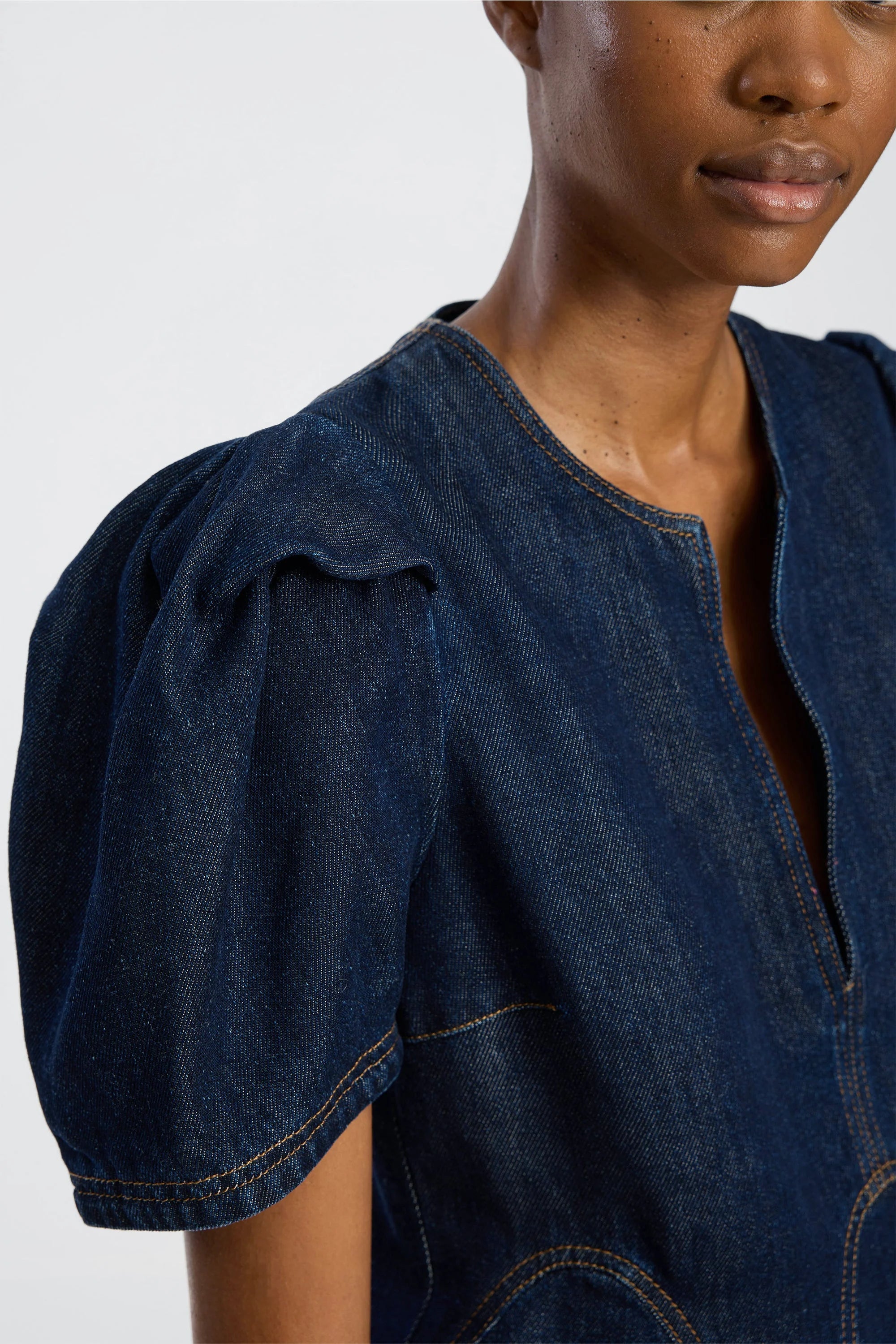 Munthe Baynor Indigo