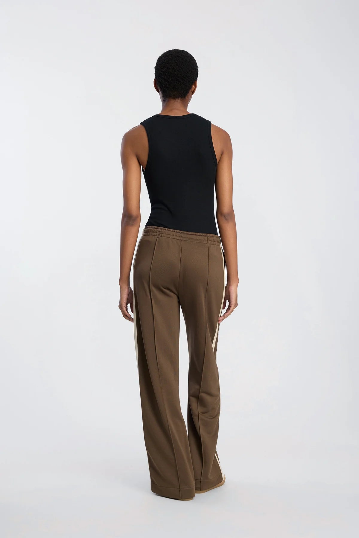 Munthe Boud Brown