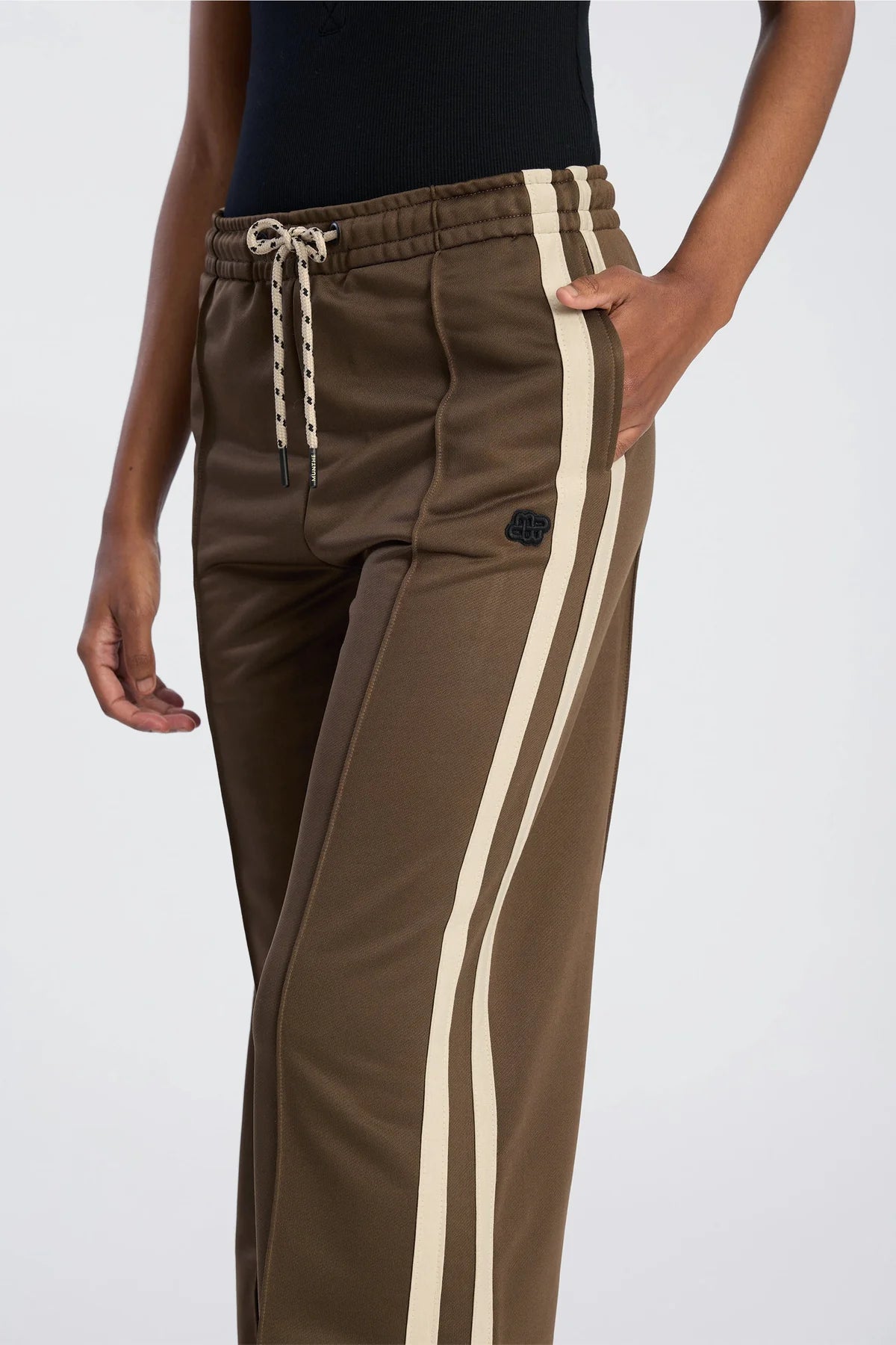 Munthe Boud Brown