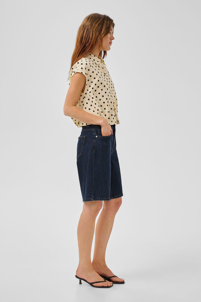 My Essential Wardrobe MWZita 139 High X-Wide Shorts Dark Blue Wash