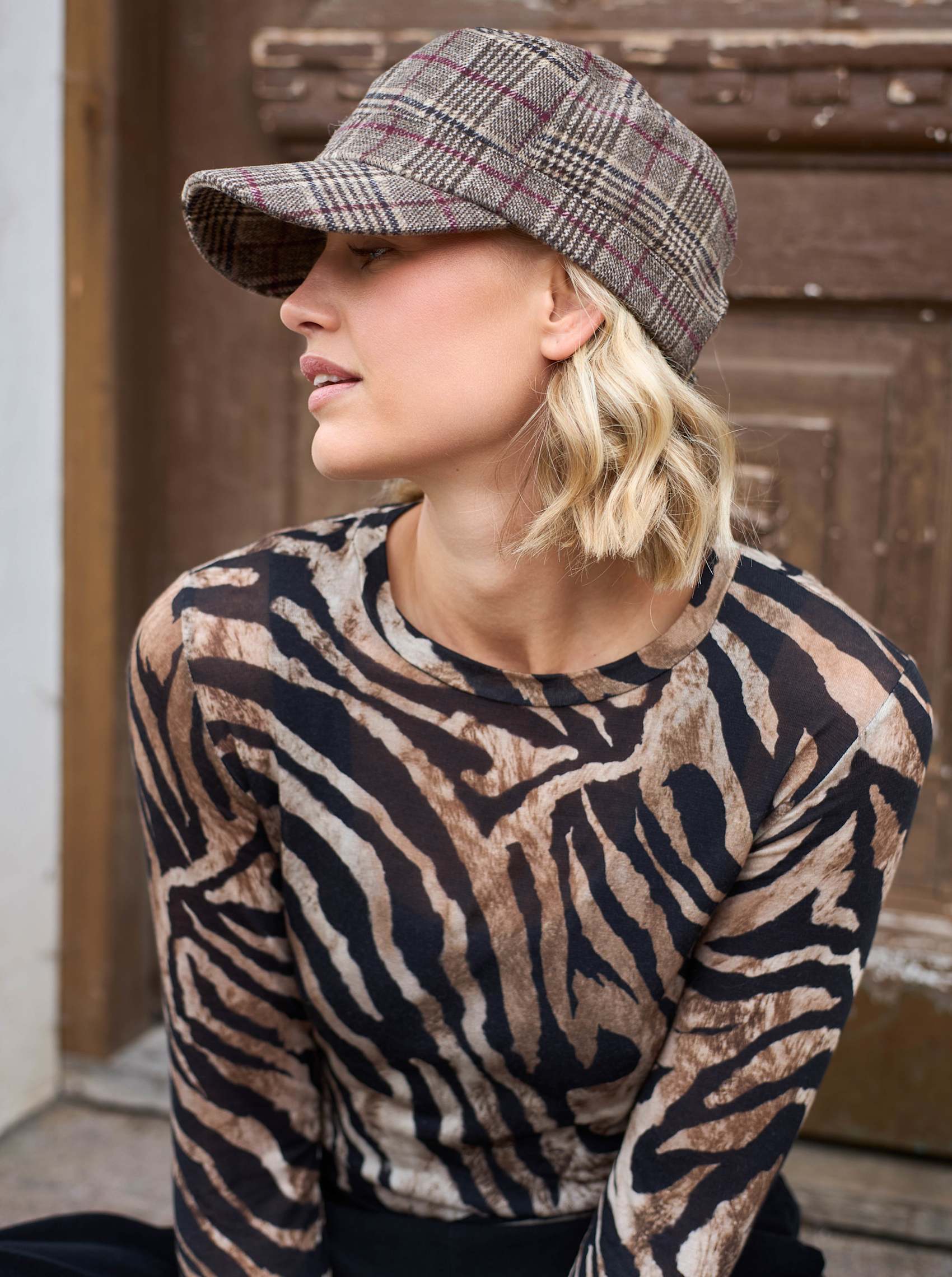 Black Colour BCGlenna Wool Cap 8068 Wine