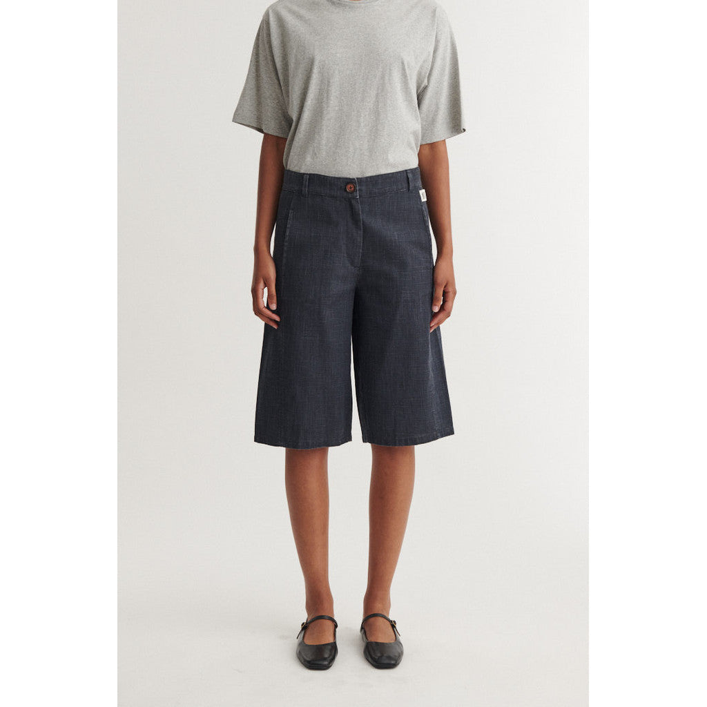 Basic Apparel Senia Long Shorts Asphalt