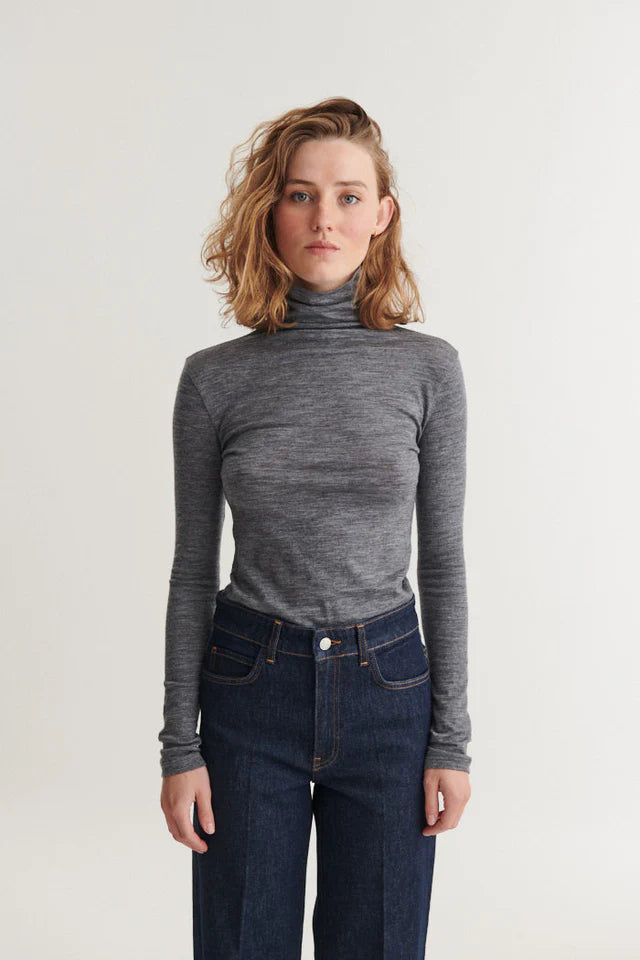 Basic Apparel Rinja T-Neck BA191-03 Grey