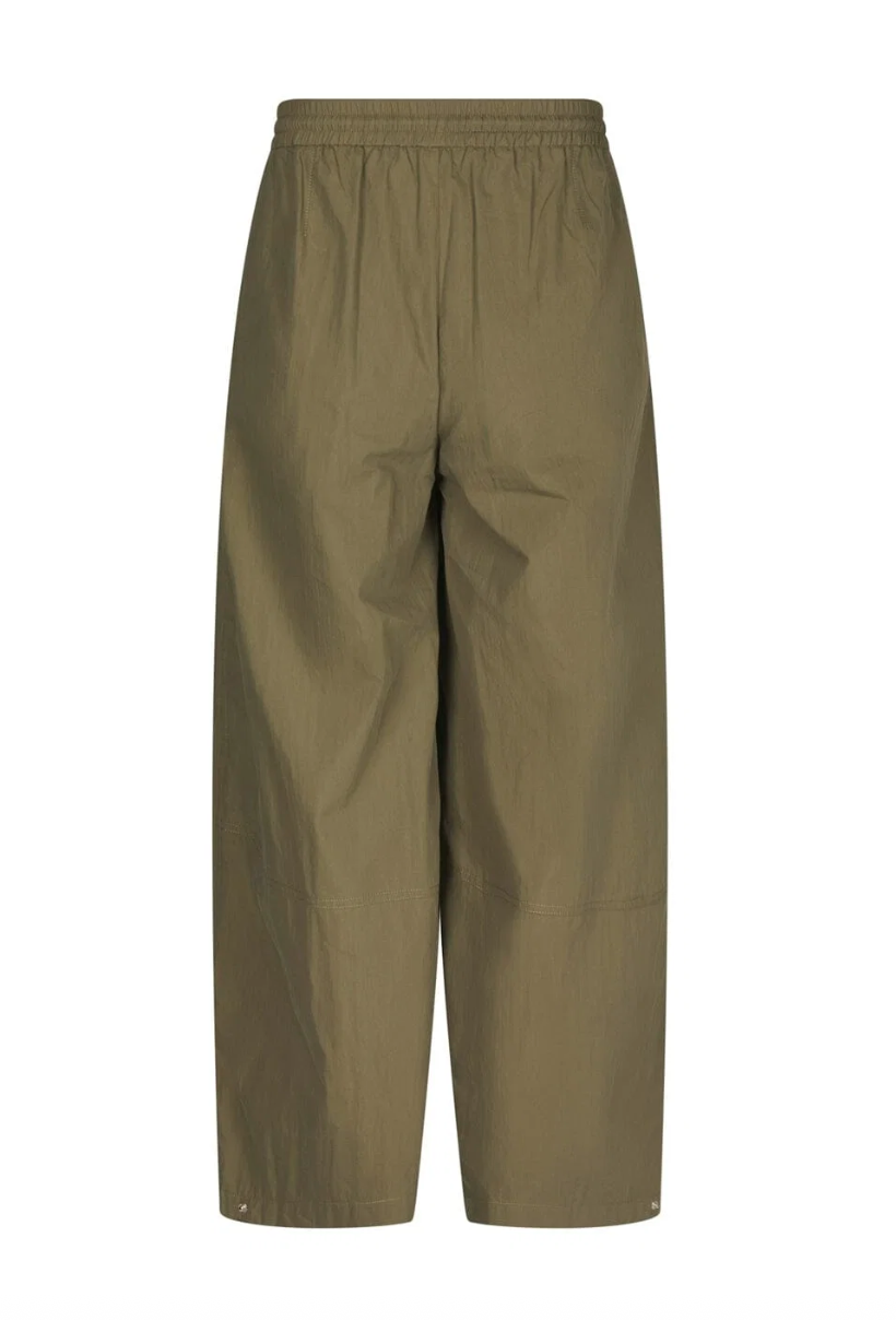 Neo Noir Bernie Pants Army