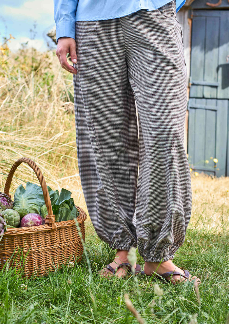 Black Colour BCManon Balloon Pant Coffee