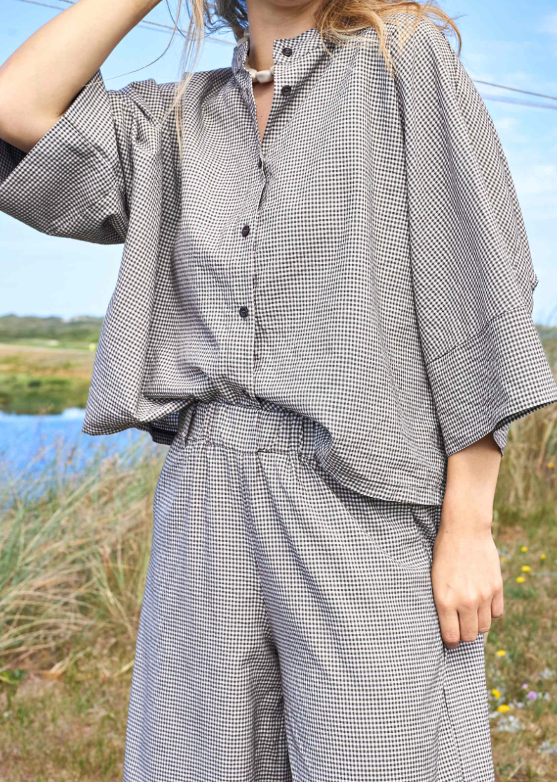 Black Colour BCManon Loose Shirt Coffee