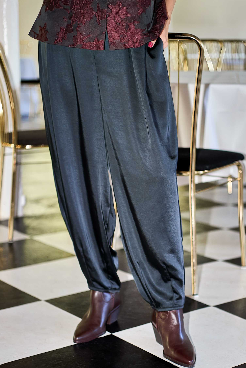 Black Colour BCLucinda Balloon Pant Black
