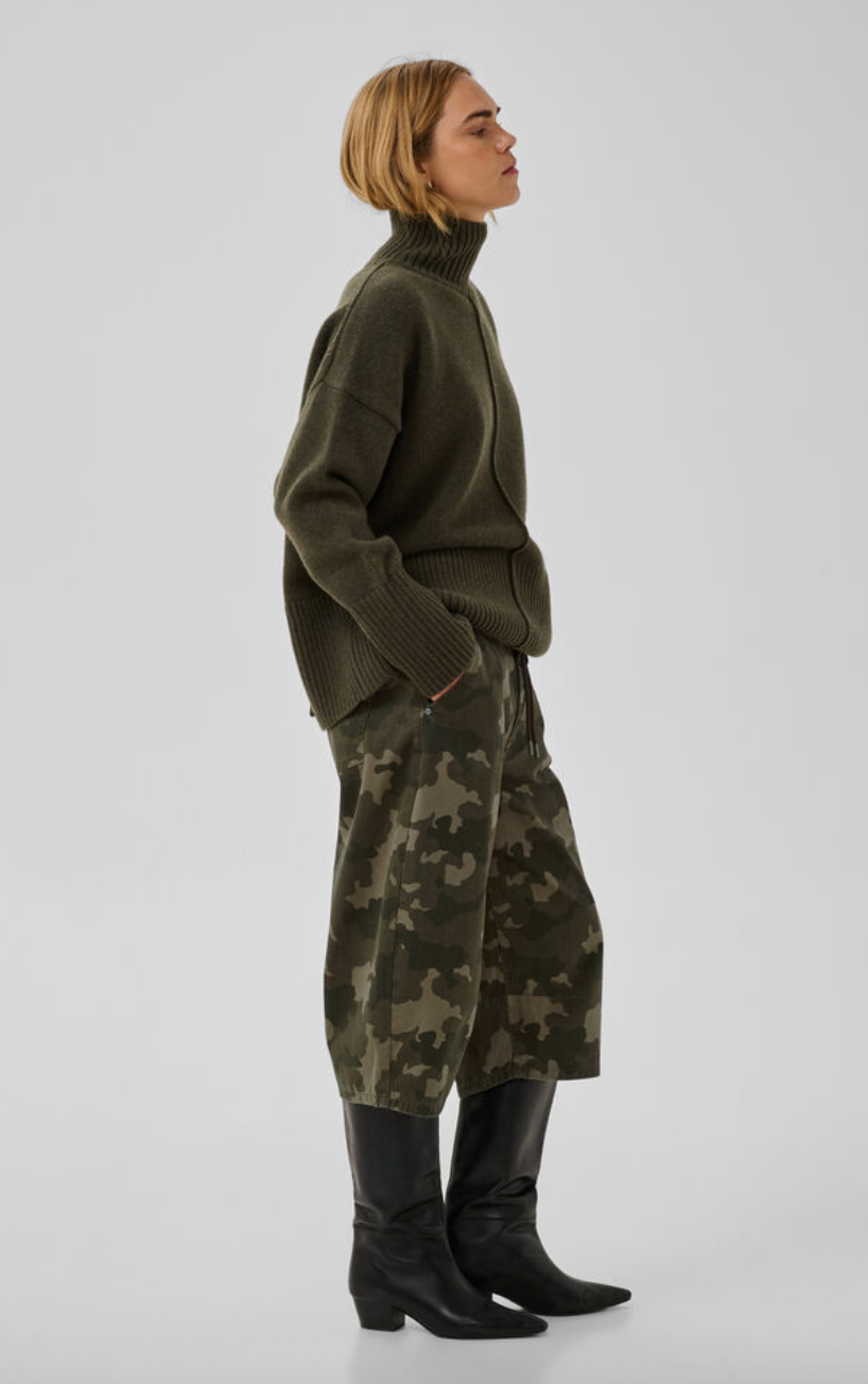 My Essential Wardrobe MWFroda Culotte Camuflage Bungee Cord Camo Print