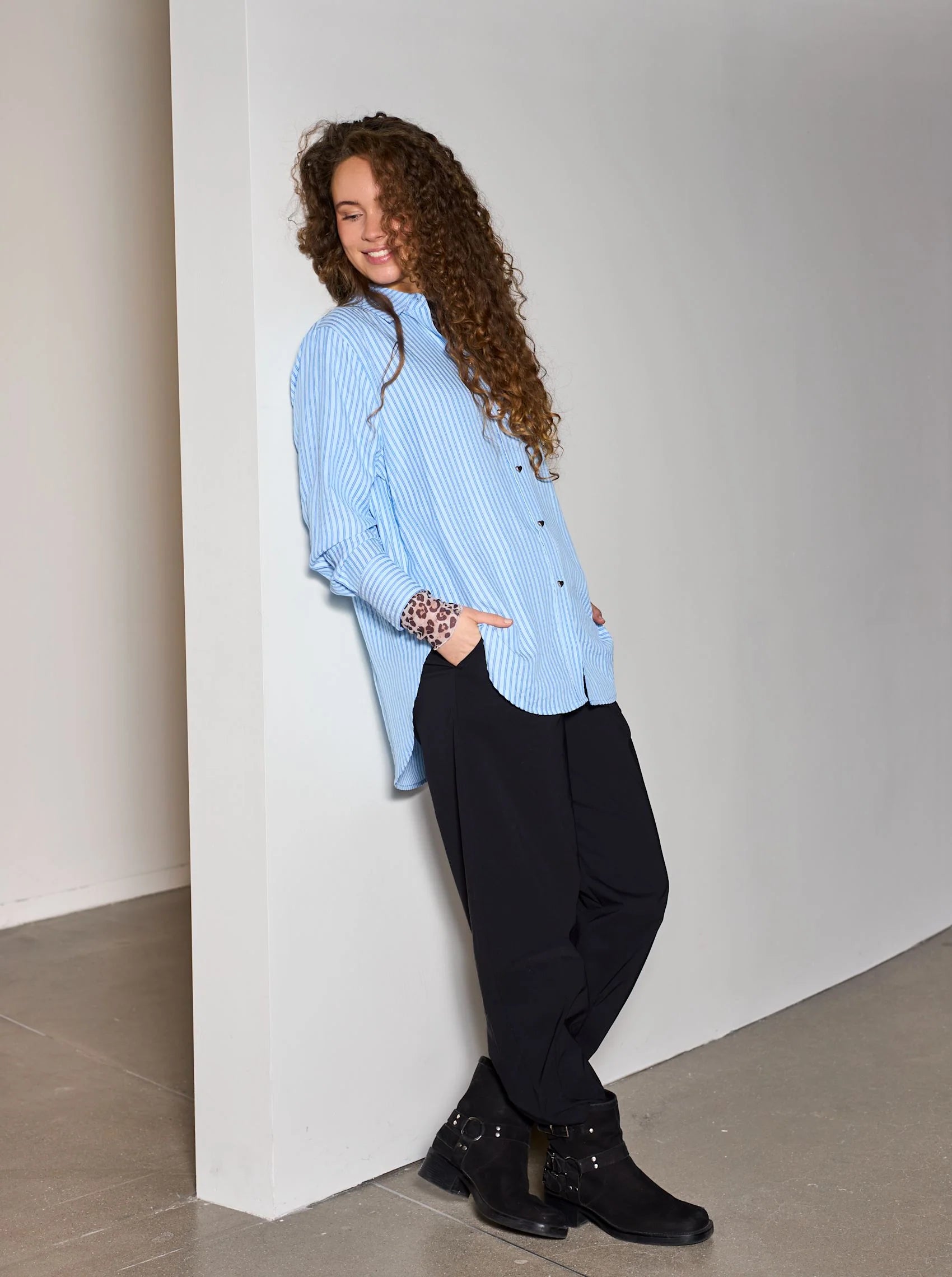 Black Colour BCBeate Barrel Pant Black