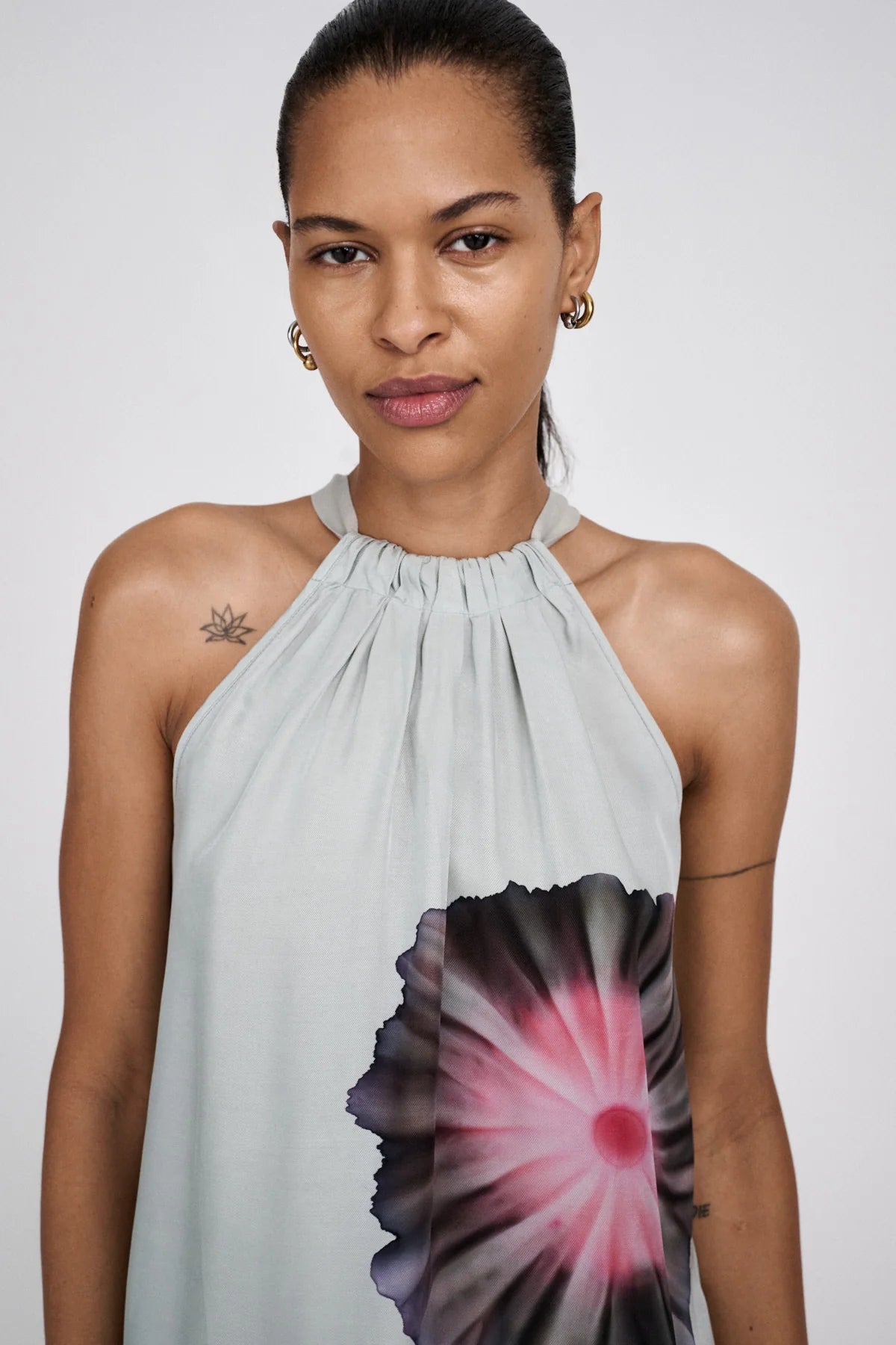 Rabens Saloner Dida Bloom Halter Top Aluminium Combo