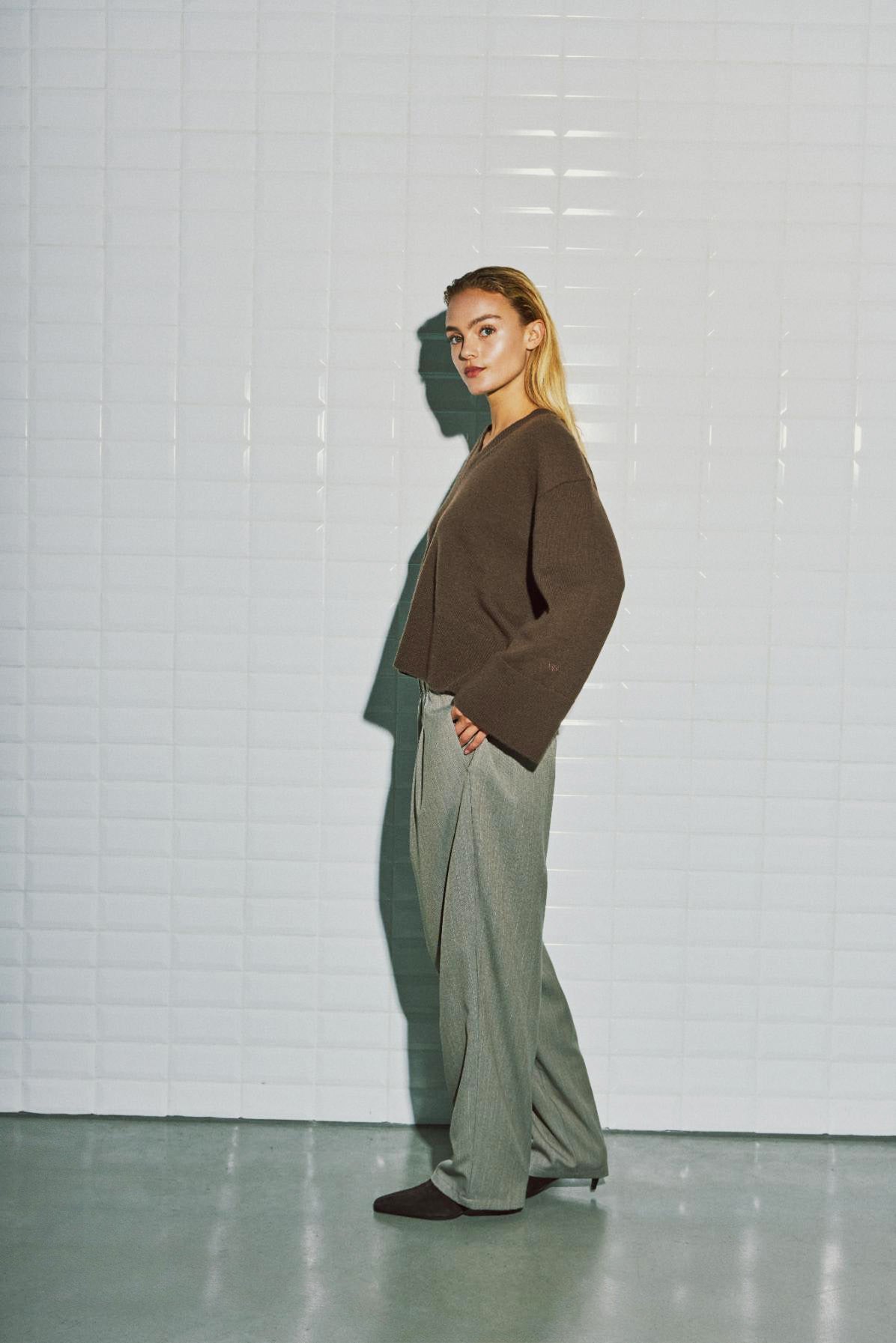 WITHBLACK WBLcamilla LS V-Neck Pullover Cookie Brown
