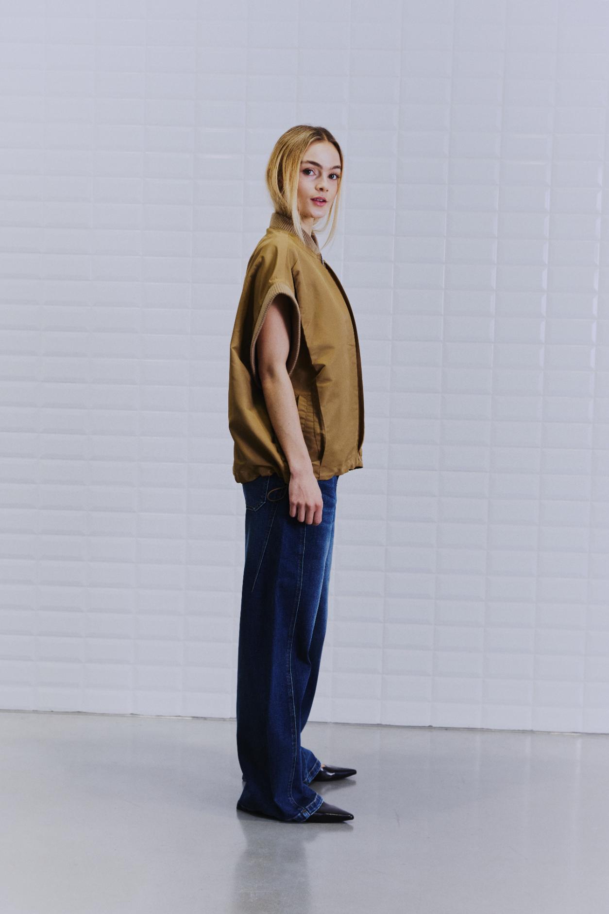 WITHBLACK WBLimperial Waistcoat Dark Camel