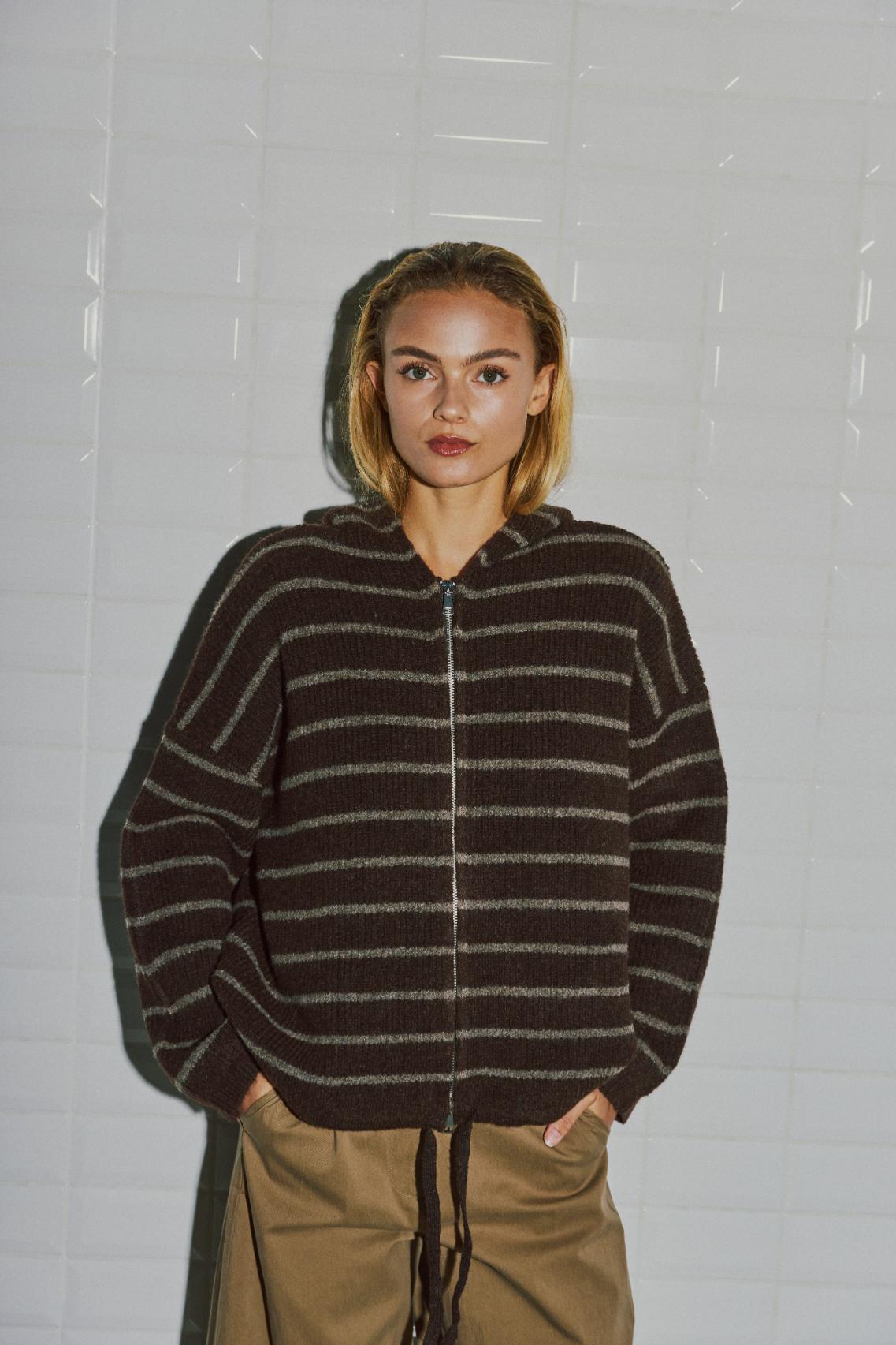 WITHBLACK Wbliza LS Hooded Pullover Brown Melange Stripe