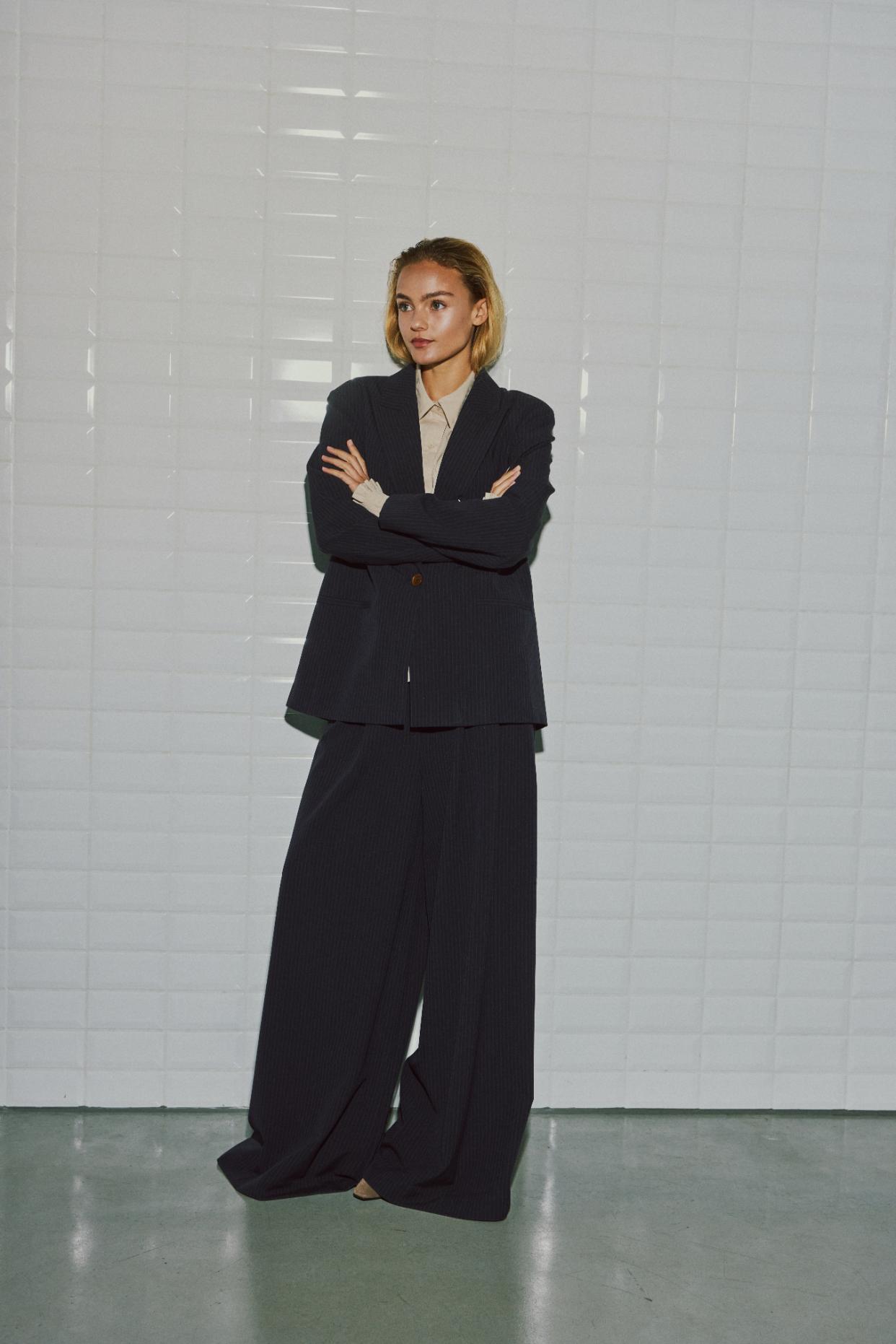 WITHBLACK WBLlily Tailored Blazer Navy Pinstripe