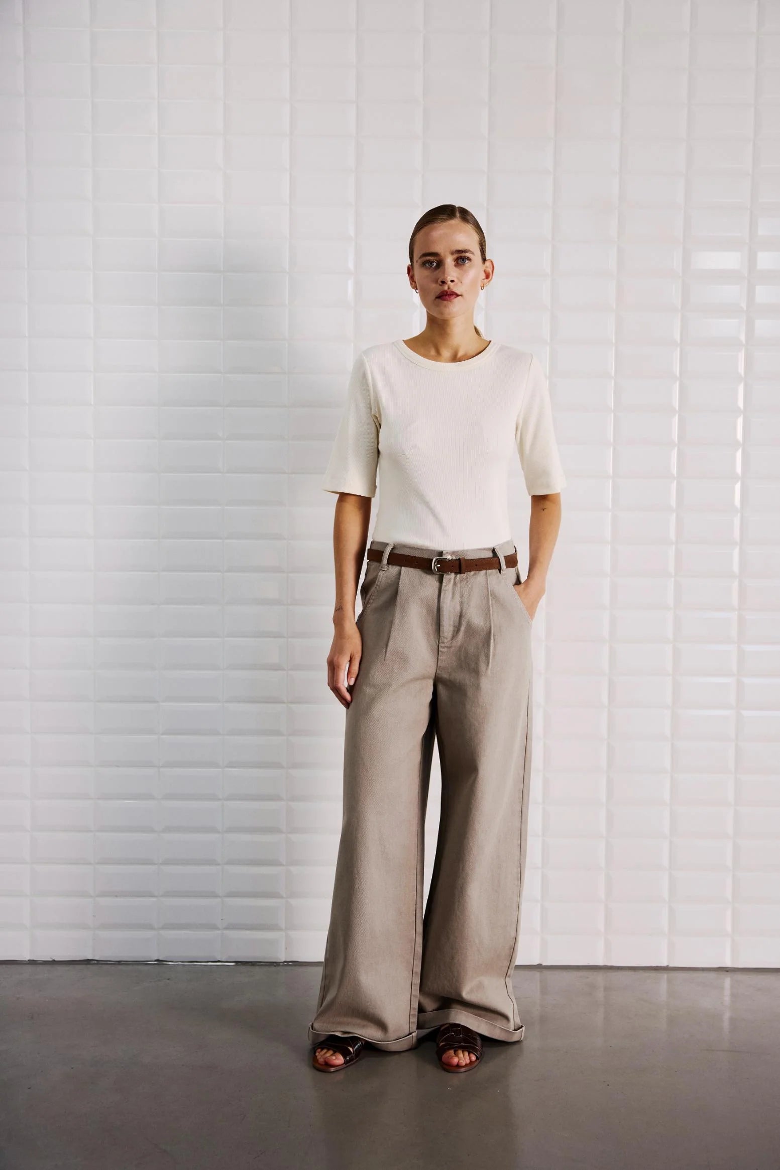WITHBLACK WbLsteffi HW Wide Pant 00001467 Grey Sand