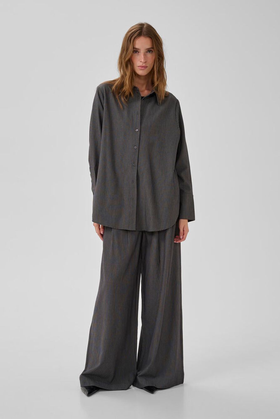 My Essential Wardrobe The Pinstriped Shirt Grey Melange W. Stripe