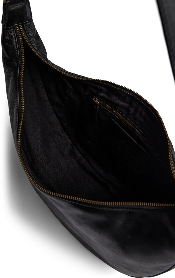 Markberg CoreMBG Cross. Bag Soft Vint. Black w/Br. Gold