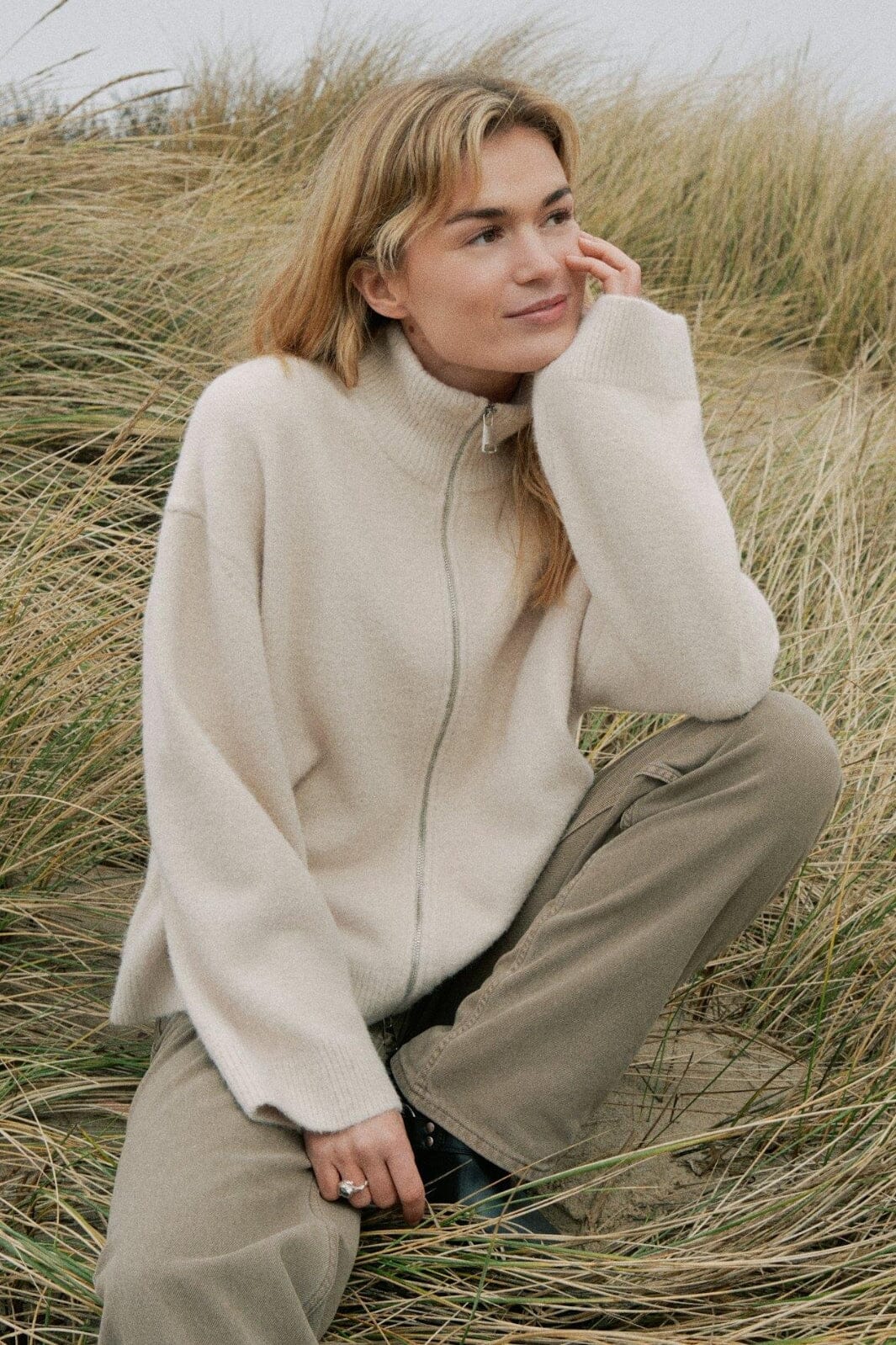 Neo Noir Asley Zip Knit Cardigan 164973 Ivory